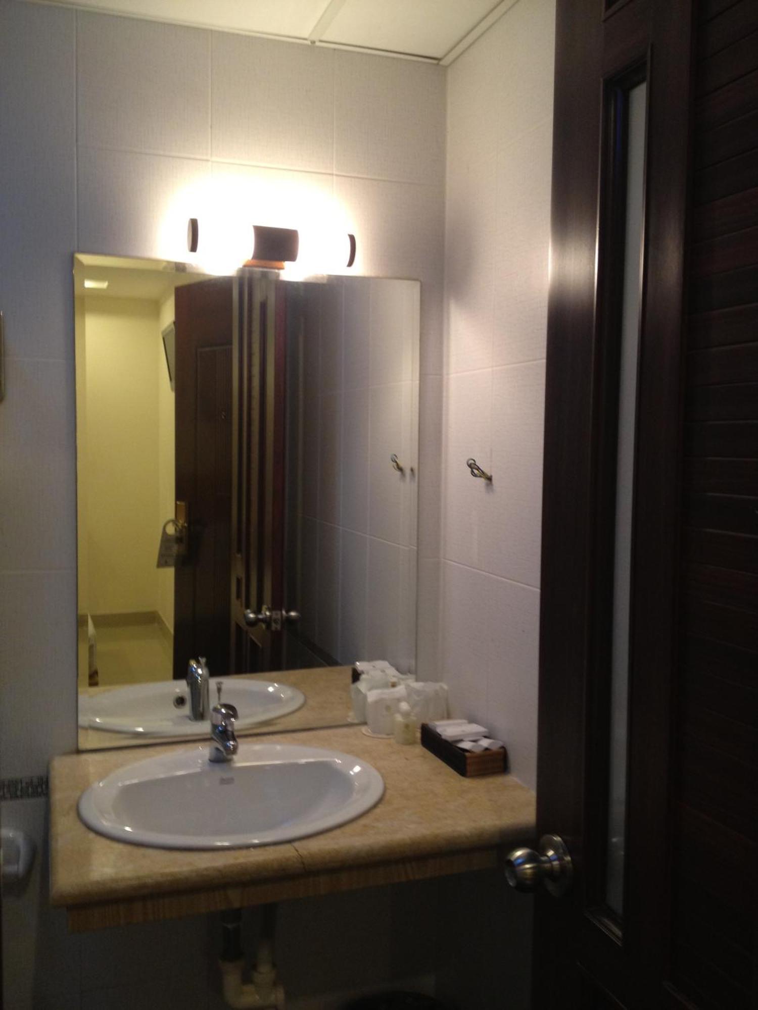 Song Anh Hotel Хошимин Екстериор снимка