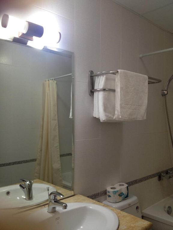 Song Anh Hotel Хошимин Стая снимка